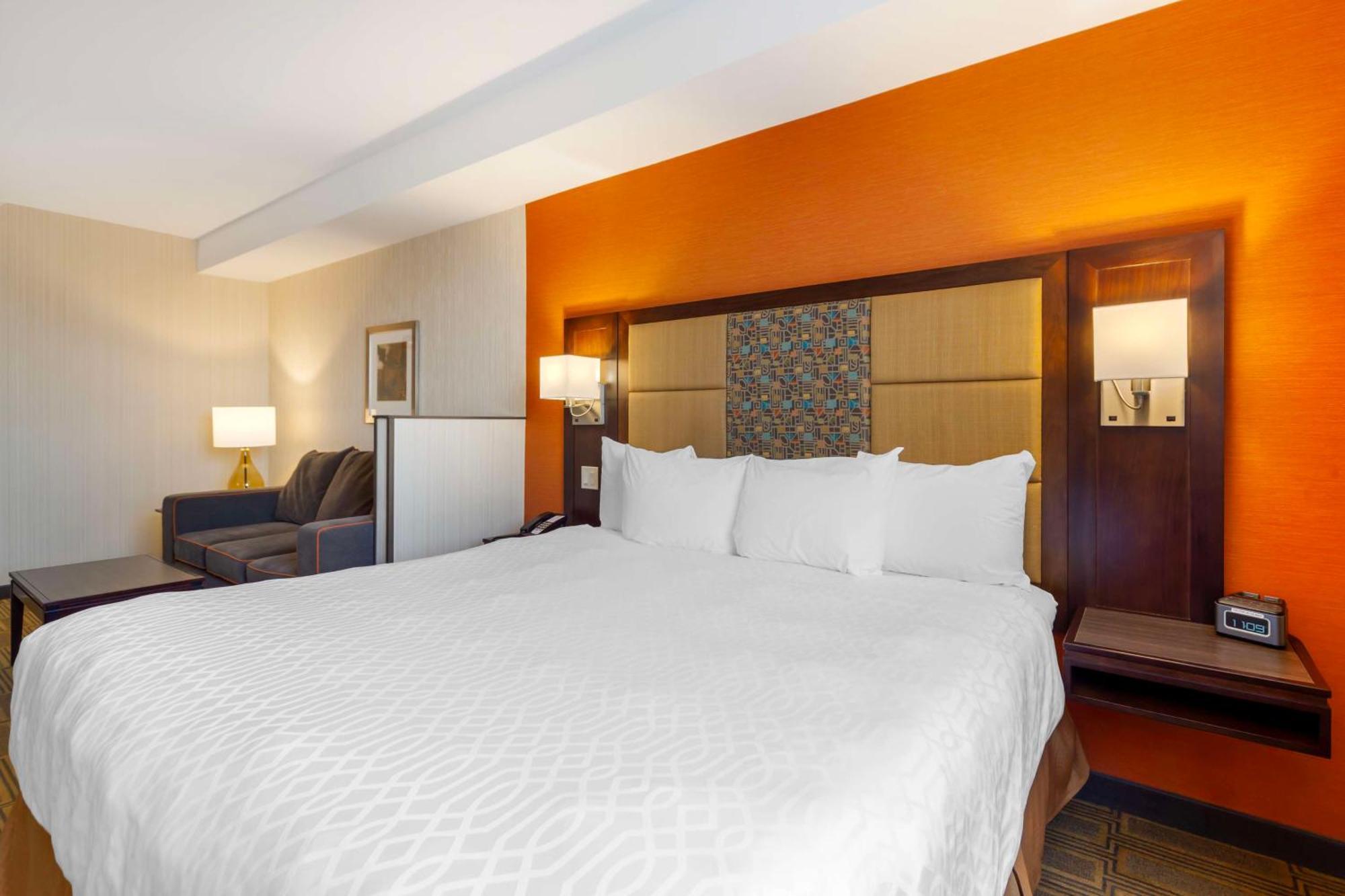Best Western Plus Chateau Fort St. John Exterior foto
